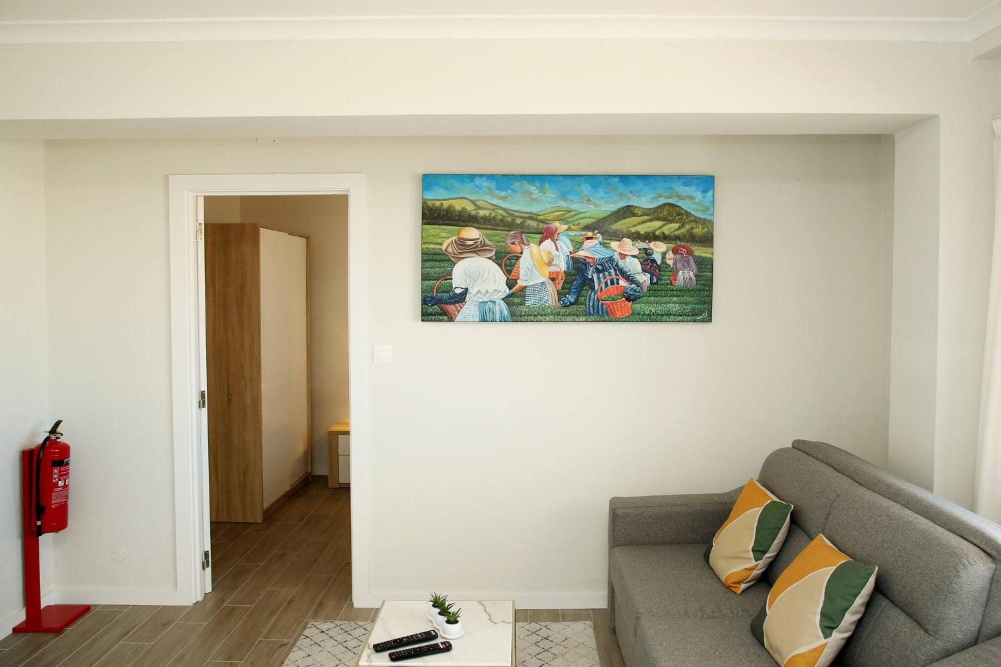 Apartamento Mae De Deus Понта-Делгада Екстер'єр фото