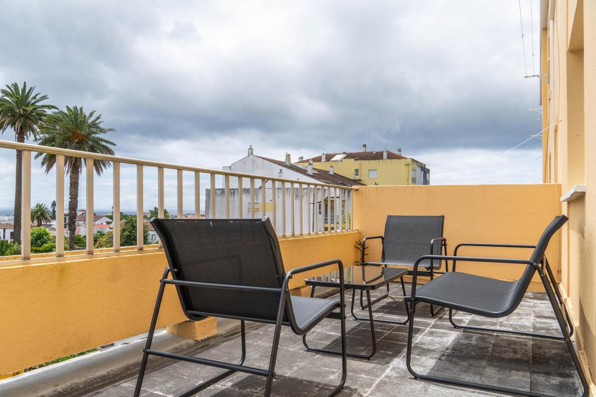 Apartamento Mae De Deus Понта-Делгада Екстер'єр фото