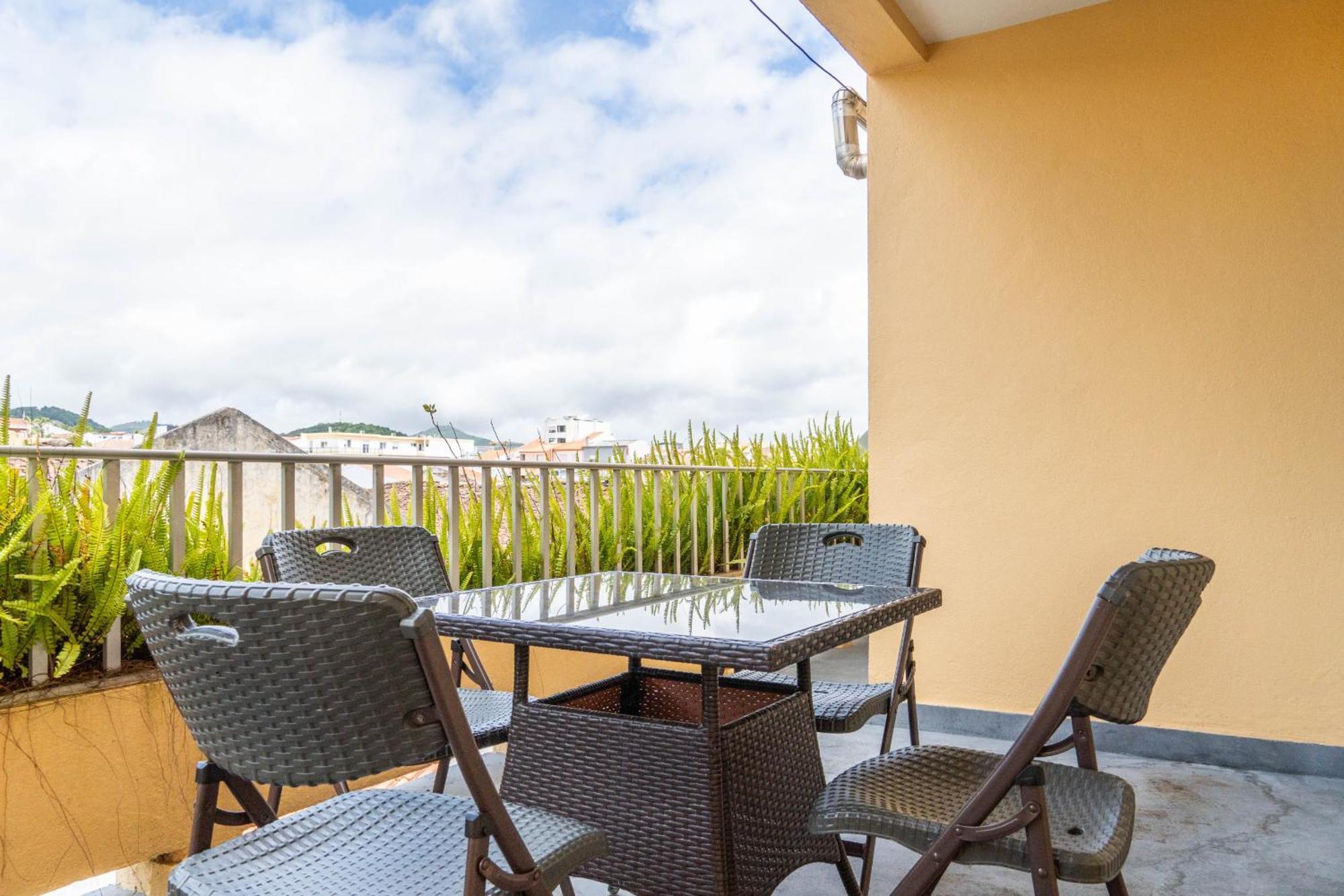 Apartamento Mae De Deus Понта-Делгада Екстер'єр фото
